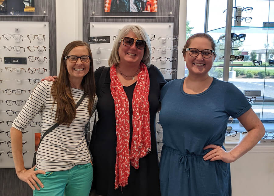 Cynthia, Jen, and Laura visit Vista Eye Care.